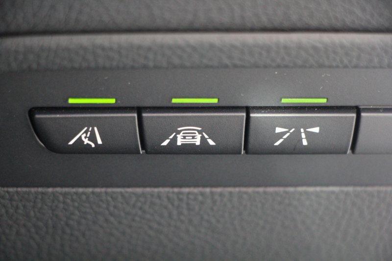 BMW 4シリーズ 420i ｸﾞﾗﾝｸｰﾍﾟｲﾝｽﾀｲﾙｽﾎﾟｰﾂ 限定車 後期LCI ﾋｰﾀｰ黒革 ﾌﾞﾙｰｽﾃｯﾁ入り ｱﾀﾞﾌﾟﾃｨﾌﾞMｻｽ 19AW Mspﾌﾞﾚｰｷ HUD 追従ACC ﾀｯﾁ画面HDDﾅﾋﾞTV 液晶ﾒｰﾀｰ LEDﾍｯﾄﾞﾗｲﾄ&ﾃｰﾙ&ﾌｫｸﾞｻﾃﾝｳｲﾝﾄﾞｳﾓｰﾙ 電動ﾄﾗﾝｸ 2年保証