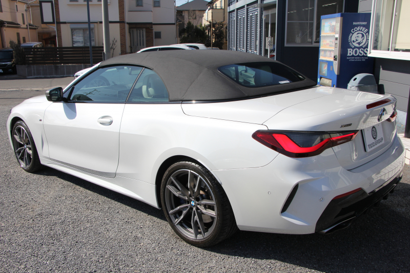 BMW 4シリーズ M440i Xdrive ｶﾌﾞﾘｵﾚ ｺﾝﾌｫｰﾄP 4WD 1ｵﾅ ｱﾝｿﾗｼﾞｯﾄｼﾙﾊﾞｰｿﾌﾄﾄｯﾌﾟ真珠色 ｵｲｽﾀｰﾚｻﾞｰ ｴｱｶﾗｰ ﾚｰｻﾞｰﾗｲﾄ ﾊｰﾏﾝｶｰﾄﾞﾝ 直6ﾀｰﾎﾞ387馬力 可変Mｻｽ 専用ﾌﾞﾚｰｷ&ﾃﾞﾌ BMWﾗｲﾌﾞｺｯｸﾋﾟｯﾄ Applecarplay対応 HDDﾅﾋﾞ360度ｶﾒﾗ HUD 2年保証