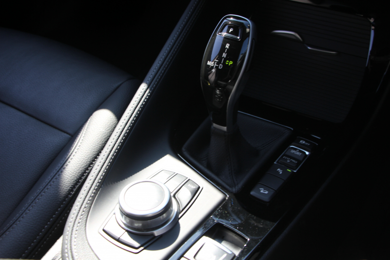 BMW X1 Xdrive18d Xﾗｲﾝ ﾊｲﾗｲﾝ ｺﾝﾌｫｰﾄP LCI後期 ﾌｪｲｽﾘﾌﾄ後 追従ACC ﾋｰﾀｰ黒革 LEDﾍｯﾄﾞﾗｲﾄ&ﾃｰﾙ&ﾌｫｸﾞﾀｯﾁ画面HDDﾅﾋﾞﾜｲﾔﾚｽ充電 ﾊﾟｰｷﾝｸﾞｱｼｽﾄ ｱﾝﾋﾞｴﾝﾄﾗｲﾄ 電動ﾘｱｹﾞｰﾄ 衝突軽減ﾌﾞﾚｰｷ 車線逸脱警告 歩行者警告 ｽﾏｰﾄｷｰ 2年保証