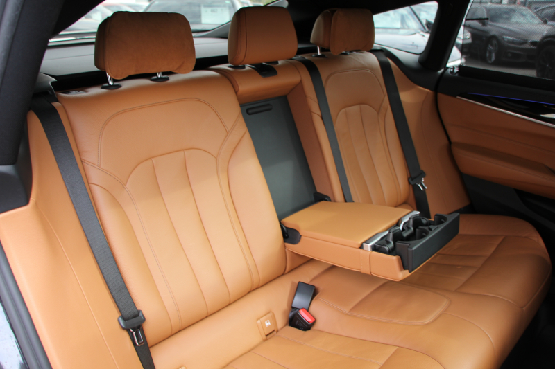 BMW 6シリーズ 640i Xdrive ｸﾞﾗﾝﾂｰﾘｽﾓ Mｽﾎﾟｰﾂ ﾃﾞﾋﾞｭｰｴﾃﾞｨｼｮﾝ 直6ﾀｰﾎﾞ4WD 40台限定車 ﾘｱｴﾝﾀ-ﾃｲﾒﾝﾄ 後席ﾓﾆﾀｰ Bowers＆WilkinsｻｳﾝﾄﾞﾊﾟﾉﾗﾏｻﾝR ﾌﾛﾝﾄｺﾝﾌｫｰﾄｼｰﾄ&ﾍﾞﾝﾁﾚｰｼｮﾝ 全ﾋｰﾀｰ茶革 全ﾄﾞｱｿﾌﾄｸﾛｰｽﾞ360度ｶﾒﾗ 追従ACC HUD 2年保証