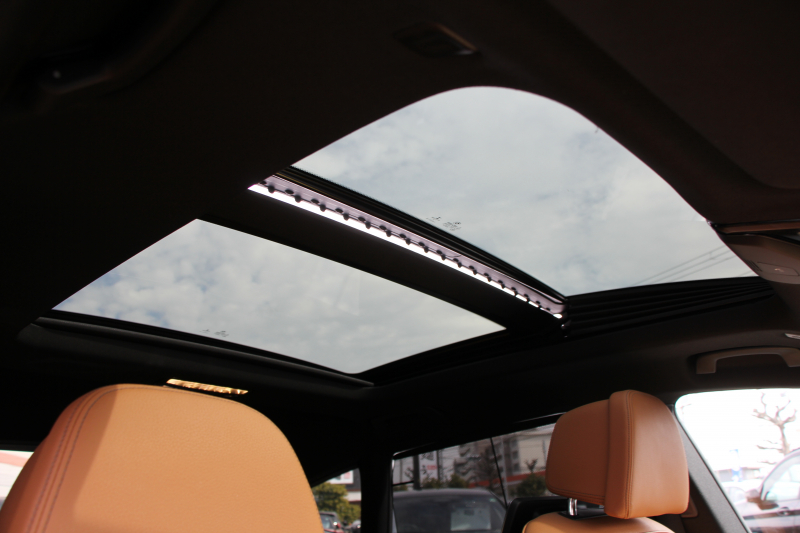 BMW 6シリーズ 640i Xdrive ｸﾞﾗﾝﾂｰﾘｽﾓ Mｽﾎﾟｰﾂ ﾃﾞﾋﾞｭｰｴﾃﾞｨｼｮﾝ 直6ﾀｰﾎﾞ4WD 40台限定車 ﾘｱｴﾝﾀ-ﾃｲﾒﾝﾄ 後席ﾓﾆﾀｰ Bowers＆WilkinsｻｳﾝﾄﾞﾊﾟﾉﾗﾏｻﾝR ﾌﾛﾝﾄｺﾝﾌｫｰﾄｼｰﾄ&ﾍﾞﾝﾁﾚｰｼｮﾝ 全ﾋｰﾀｰ茶革 全ﾄﾞｱｿﾌﾄｸﾛｰｽﾞ360度ｶﾒﾗ 追従ACC HUD 2年保証