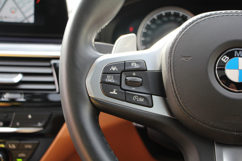 BMW 6シリーズ 640i Xdrive ｸﾞﾗﾝﾂｰﾘｽﾓ Mｽﾎﾟｰﾂ ﾃﾞﾋﾞｭｰｴﾃﾞｨｼｮﾝ 直6ﾀｰﾎﾞ4WD 40台限定車 ﾘｱｴﾝﾀ-ﾃｲﾒﾝﾄ 後席ﾓﾆﾀｰ Bowers＆WilkinsｻｳﾝﾄﾞﾊﾟﾉﾗﾏｻﾝR ﾌﾛﾝﾄｺﾝﾌｫｰﾄｼｰﾄ&ﾍﾞﾝﾁﾚｰｼｮﾝ 全ﾋｰﾀｰ茶革 全ﾄﾞｱｿﾌﾄｸﾛｰｽﾞ360度ｶﾒﾗ 追従ACC HUD 2年保証