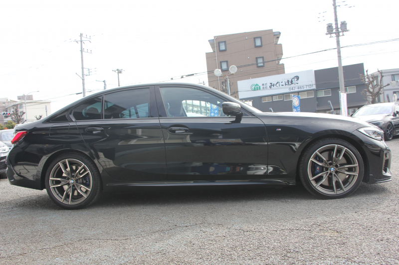BMW 3シリーズ M340i Xdrive ｲﾉﾍﾞｰｼｮﾝP 4WD 直6ﾀｰﾎﾞ387馬力 ﾋｰﾀｰ黒革 ﾚｰｻﾞｰﾗｲﾄ HUD ｼﾞｪｽﾁｬｰC ﾊｰﾏﾝｶｰﾄﾞﾝｻﾗｳﾝﾄﾞｱﾀﾞﾌﾟﾃｨﾌﾞMｻｽ 専用ﾃﾞﾌ 19AW Mｽﾎﾟｰﾂﾌﾞﾚｰｷ BMWﾗｲﾌﾞｺｯｸﾋﾟｯﾄﾞﾊﾟｰｷﾝｸﾞｱｼｽﾄﾌﾟﾗｽ 360度ｶﾒﾗ 2年保証