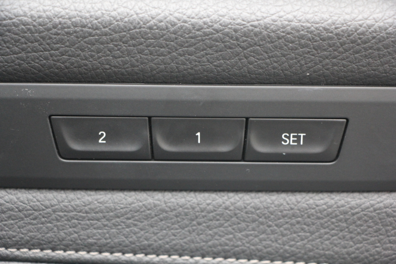 BMW 5シリーズ 530i ﾂｰﾘﾝｸﾞMｽﾎﾟｰﾂ ﾃﾞﾋﾞｭｰP 252馬力 全ﾋｰﾀｰ黒革 HUD VOSSEN VFS1 20AW BCﾚｰｼﾝｸﾞ車高調&iidﾛﾜﾘﾝｸﾞKIT ｿﾌﾄｸﾛｰｽﾞﾄﾞｱ 追従ACC ｽﾃｱﾘﾝｸﾞｻﾎﾟｰﾄ ﾀｯﾁ画面HDDﾅﾋﾞ360度ｶﾒﾗ LEDﾍｯﾄﾞﾗｲﾄ 2年保証