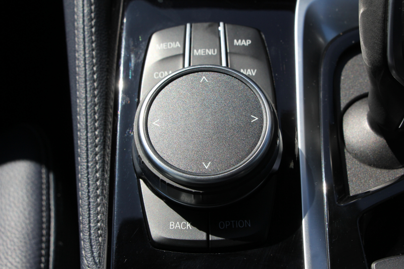 BMW 5シリーズ 530i ｴﾃﾞｨｼｮﾝﾐｯｼｮﾝｲﾝﾎﾟｯｼﾌﾞﾙ 特別仕様車 高出力 ﾅｲﾄﾌﾞﾙｰﾚｻﾞｰ ｱﾀﾞﾌﾟﾃｨﾌﾞｻｽ HUD ﾊｰﾏﾝｶｰﾄﾞﾝ 追従ACC ｽﾃｱﾘﾝｸﾞｻﾎﾟｰﾄ ﾀｯﾁ画面HDDﾅﾋﾞTV LEDﾍｯﾄﾞﾗｲﾄ ｵｰﾄﾊｲﾋﾞｰﾑ 電動ﾄﾗﾝｸ 360度ｶﾒﾗ 全席ﾋｰﾀｰ ﾌﾞﾗｯｸ19AW 2年保証