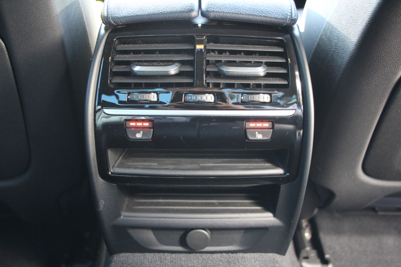 BMW 5シリーズ 530i ｴﾃﾞｨｼｮﾝﾐｯｼｮﾝｲﾝﾎﾟｯｼﾌﾞﾙ 特別仕様車 高出力 ﾅｲﾄﾌﾞﾙｰﾚｻﾞｰ ｱﾀﾞﾌﾟﾃｨﾌﾞｻｽ HUD ﾊｰﾏﾝｶｰﾄﾞﾝ 追従ACC ｽﾃｱﾘﾝｸﾞｻﾎﾟｰﾄ ﾀｯﾁ画面HDDﾅﾋﾞTV LEDﾍｯﾄﾞﾗｲﾄ ｵｰﾄﾊｲﾋﾞｰﾑ 電動ﾄﾗﾝｸ 360度ｶﾒﾗ 全席ﾋｰﾀｰ ﾌﾞﾗｯｸ19AW 2年保証