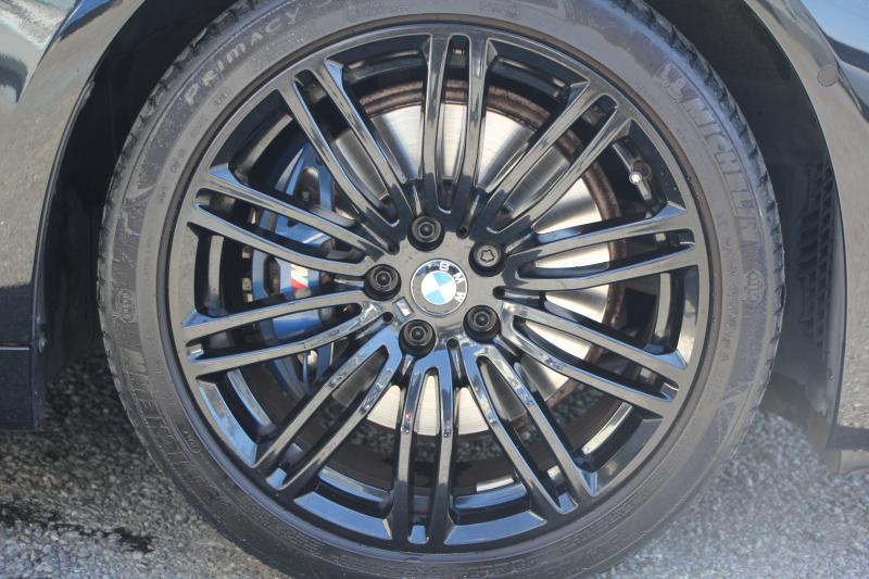 BMW 5シリーズ 530i ｴﾃﾞｨｼｮﾝﾐｯｼｮﾝｲﾝﾎﾟｯｼﾌﾞﾙ 特別仕様車 高出力 ﾅｲﾄﾌﾞﾙｰﾚｻﾞｰ ｱﾀﾞﾌﾟﾃｨﾌﾞｻｽ HUD ﾊｰﾏﾝｶｰﾄﾞﾝ 追従ACC ｽﾃｱﾘﾝｸﾞｻﾎﾟｰﾄ ﾀｯﾁ画面HDDﾅﾋﾞTV LEDﾍｯﾄﾞﾗｲﾄ ｵｰﾄﾊｲﾋﾞｰﾑ 電動ﾄﾗﾝｸ 360度ｶﾒﾗ 全席ﾋｰﾀｰ ﾌﾞﾗｯｸ19AW 2年保証