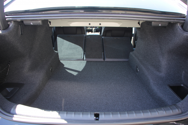 BMW 5シリーズ 530i ｴﾃﾞｨｼｮﾝﾐｯｼｮﾝｲﾝﾎﾟｯｼﾌﾞﾙ 特別仕様車 高出力 ﾅｲﾄﾌﾞﾙｰﾚｻﾞｰ ｱﾀﾞﾌﾟﾃｨﾌﾞｻｽ HUD ﾊｰﾏﾝｶｰﾄﾞﾝ 追従ACC ｽﾃｱﾘﾝｸﾞｻﾎﾟｰﾄ ﾀｯﾁ画面HDDﾅﾋﾞTV LEDﾍｯﾄﾞﾗｲﾄ ｵｰﾄﾊｲﾋﾞｰﾑ 電動ﾄﾗﾝｸ 360度ｶﾒﾗ 全席ﾋｰﾀｰ ﾌﾞﾗｯｸ19AW 2年保証