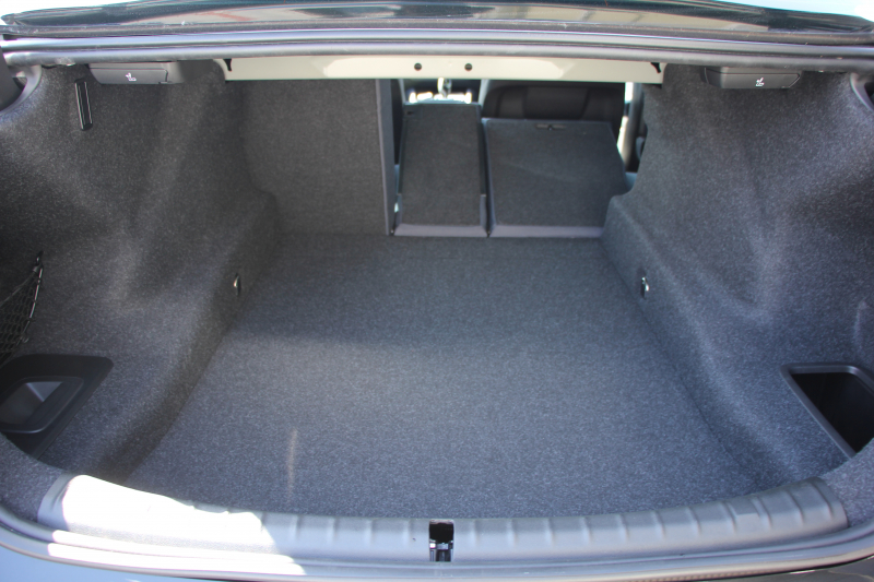 BMW 5シリーズ 530i ｴﾃﾞｨｼｮﾝﾐｯｼｮﾝｲﾝﾎﾟｯｼﾌﾞﾙ 特別仕様車 高出力 ﾅｲﾄﾌﾞﾙｰﾚｻﾞｰ ｱﾀﾞﾌﾟﾃｨﾌﾞｻｽ HUD ﾊｰﾏﾝｶｰﾄﾞﾝ 追従ACC ｽﾃｱﾘﾝｸﾞｻﾎﾟｰﾄ ﾀｯﾁ画面HDDﾅﾋﾞTV LEDﾍｯﾄﾞﾗｲﾄ ｵｰﾄﾊｲﾋﾞｰﾑ 電動ﾄﾗﾝｸ 360度ｶﾒﾗ 全席ﾋｰﾀｰ ﾌﾞﾗｯｸ19AW 2年保証