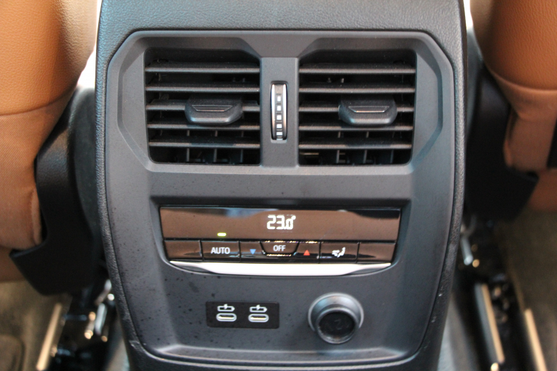 BMW 3シリーズ 320i Mｽﾎﾟｰﾂ ﾊｲﾗｲﾝ&ｺﾝﾌｫｰﾄP ｺﾆｬｯｸﾚｻﾞｰ ｼｰﾄﾋｰﾀｰ ﾗﾝﾊﾞｰｻﾎﾟｰﾄ 360度ｶﾒﾗ ｵﾌﾟｼｮﾝ19AW 追従ACC ｽﾃｱﾘﾝｸﾞｻﾎﾟｰﾄ BMWﾗｲﾌﾞｺｯｸﾋﾟｯﾄﾞApplecarplay対応 ﾀｯﾁﾊﾟﾈﾙHDDﾅﾋﾞ電動ﾄﾗﾝｸ 後退ｱｼｽﾄ Dｱｼｽﾄﾌﾟﾛ 2年保証