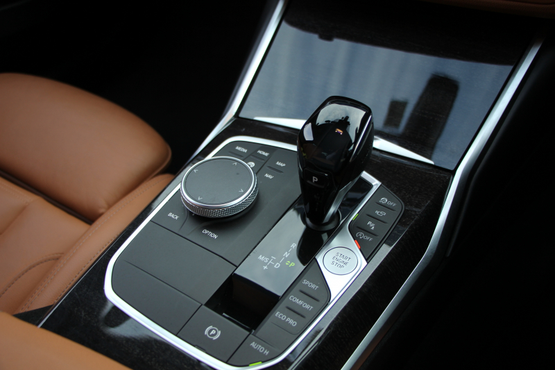 BMW 3シリーズ 320i Mｽﾎﾟｰﾂ ﾊｲﾗｲﾝ&ｺﾝﾌｫｰﾄP ｺﾆｬｯｸﾚｻﾞｰ ｼｰﾄﾋｰﾀｰ ﾗﾝﾊﾞｰｻﾎﾟｰﾄ 360度ｶﾒﾗ ｵﾌﾟｼｮﾝ19AW 追従ACC ｽﾃｱﾘﾝｸﾞｻﾎﾟｰﾄ BMWﾗｲﾌﾞｺｯｸﾋﾟｯﾄﾞApplecarplay対応 ﾀｯﾁﾊﾟﾈﾙHDDﾅﾋﾞ電動ﾄﾗﾝｸ 後退ｱｼｽﾄ Dｱｼｽﾄﾌﾟﾛ 2年保証