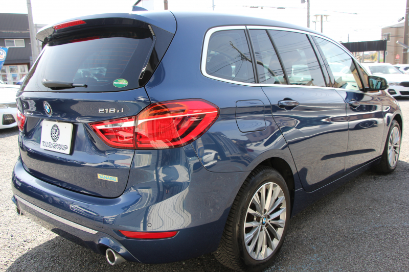 BMW 2シリーズ 218d ｸﾞﾗﾝﾂｱﾗｰ ﾗｸﾞｼﾞｭｱﾘｰ 最終ﾓﾃﾞﾙ 型式変更後3DA-6W20 3列7人乗り 1ｵﾅ ADｱｸﾃｨﾌﾞｾｰﾌﾃｨ&ｺﾝﾌｫｰﾄP 追従ACC HUD ｵｲｽﾀｰﾚｻﾞｰ 電動ﾄﾗﾝｸ LEDﾍｯﾄﾞﾗｲﾄ ﾒﾓﾘｰ付電動ｼｰﾄ ﾀｯﾁ画面HDDﾅﾋﾞﾊﾟｰｷﾝｸﾞｱｼｽﾄ 2年保証