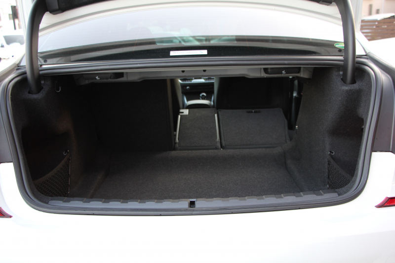 BMW 3シリーズ 320d Xdrive Mｽﾎﾟｰﾂ ﾊｲﾗｲﾝ ｺﾝﾌｫｰﾄP 4WD 真珠色 ﾋｰﾀｰ黒革 Pｱｼｽﾄﾌﾟﾗｽ 360度ｶﾒﾗ 電動ﾄﾗﾝｸ BMWﾗｲﾌﾞｺｯｸﾋﾟｯﾄﾞﾀｯﾁ画面ﾅﾋﾞApplecarplay対応 ﾜｲﾔﾚｽ充電 LEDﾍｯﾄﾞﾗｲﾄ ｵｰﾄﾊｲﾋﾞｰﾑ 追従ACC ｽﾃｱﾘﾝｸﾞｻﾎﾟｰﾄ ﾚｰﾝﾁｪﾝｼﾞ警告 2年保証