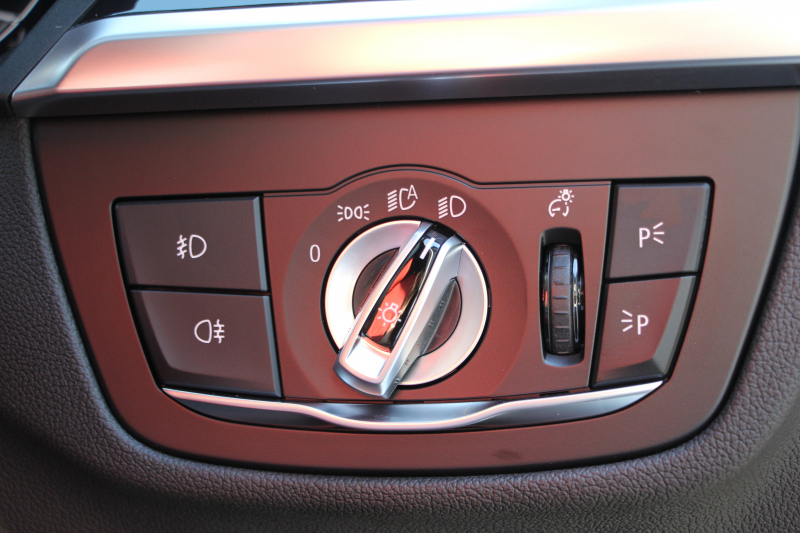 BMW X4 Xdrive30i Mｽﾎﾟｰﾂ 中期 型式変更後 2V20 ﾊﾟﾉﾗﾏｻﾝﾙｰﾌ Individualﾌｨｵﾅﾚｯﾄﾞ&ﾌﾞﾗｯｸｺﾝﾋﾞﾒﾘﾉﾚｻﾞｰ&ﾋﾟｱﾉﾌｨﾆｯｼｭﾌﾞﾗｯｸﾄﾘﾑ ｵﾌﾟｼｮﾝ20AW 全席ﾋｰﾀｰ 変更後BMWﾗｲﾌﾞｺｯｸﾋﾟｯﾄﾞ&ｶｰﾌﾟﾚｲ対応NEWﾅﾋﾞTV 360度ｶﾒﾗ 2年保証