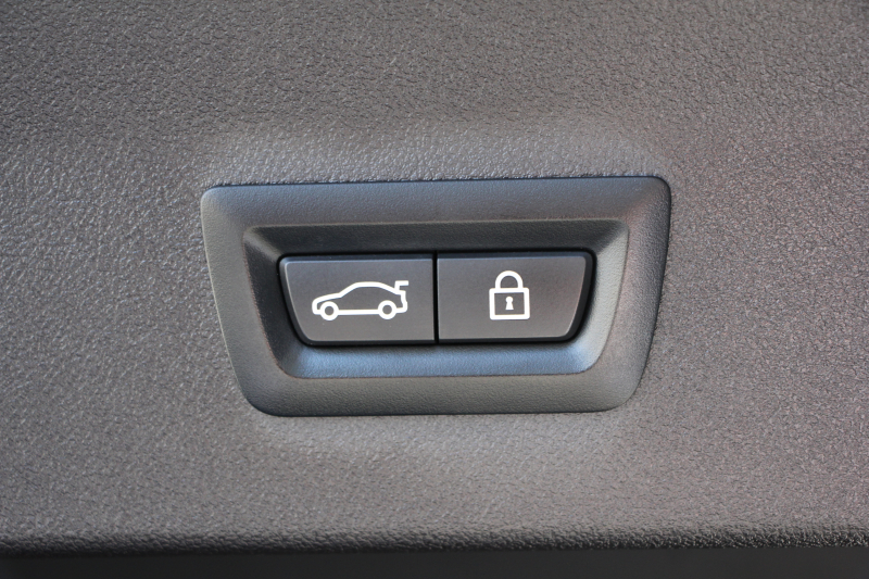 BMW X4 Xdrive30i Mｽﾎﾟｰﾂ 中期 型式変更後 2V20 ﾊﾟﾉﾗﾏｻﾝﾙｰﾌ Individualﾌｨｵﾅﾚｯﾄﾞ&ﾌﾞﾗｯｸｺﾝﾋﾞﾒﾘﾉﾚｻﾞｰ&ﾋﾟｱﾉﾌｨﾆｯｼｭﾌﾞﾗｯｸﾄﾘﾑ ｵﾌﾟｼｮﾝ20AW 全席ﾋｰﾀｰ 変更後BMWﾗｲﾌﾞｺｯｸﾋﾟｯﾄﾞ&ｶｰﾌﾟﾚｲ対応NEWﾅﾋﾞTV 360度ｶﾒﾗ 2年保証