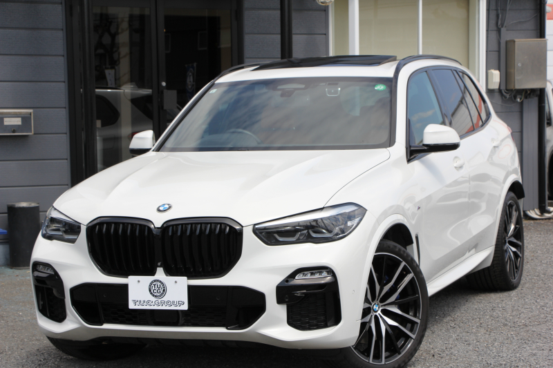 BMW X5 Xdrive35d Mｽﾎﾟｰﾂ ﾄﾞﾗｲﾋﾞﾝｸﾞﾀﾞｲﾅﾐｸｽP ｺﾝﾌｫｰﾄP 3列7人乗り 2列目電動ｼｰﾄ ｴｱｻｽ ﾊﾟﾉﾗﾏｻﾝR ｺﾆｬｯｸﾚｻﾞｰ ｺﾝﾌｫｰﾄｼｰﾄ ﾏｯｻｰｼﾞ&ﾍﾞﾝﾁﾚｰｼｮﾝ ｸﾗﾌﾃｯﾄﾞｸﾘｽﾀﾙﾌｨﾆｯｼｭ OP22AW LEDﾍｯﾄﾞﾗｲﾄ 360度ｶﾒﾗ 電動ﾄﾗﾝｸ 追ACC HUD2年保証