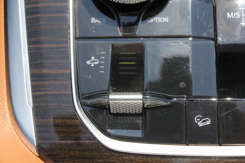 BMW X5 Xdrive35d Mｽﾎﾟｰﾂ ﾄﾞﾗｲﾋﾞﾝｸﾞﾀﾞｲﾅﾐｸｽP ｺﾝﾌｫｰﾄP 3列7人乗り 2列目電動ｼｰﾄ ｴｱｻｽ ﾊﾟﾉﾗﾏｻﾝR ｺﾆｬｯｸﾚｻﾞｰ ｺﾝﾌｫｰﾄｼｰﾄ ﾏｯｻｰｼﾞ&ﾍﾞﾝﾁﾚｰｼｮﾝ ｸﾗﾌﾃｯﾄﾞｸﾘｽﾀﾙﾌｨﾆｯｼｭ OP22AW LEDﾍｯﾄﾞﾗｲﾄ 360度ｶﾒﾗ 電動ﾄﾗﾝｸ 追ACC HUD2年保証