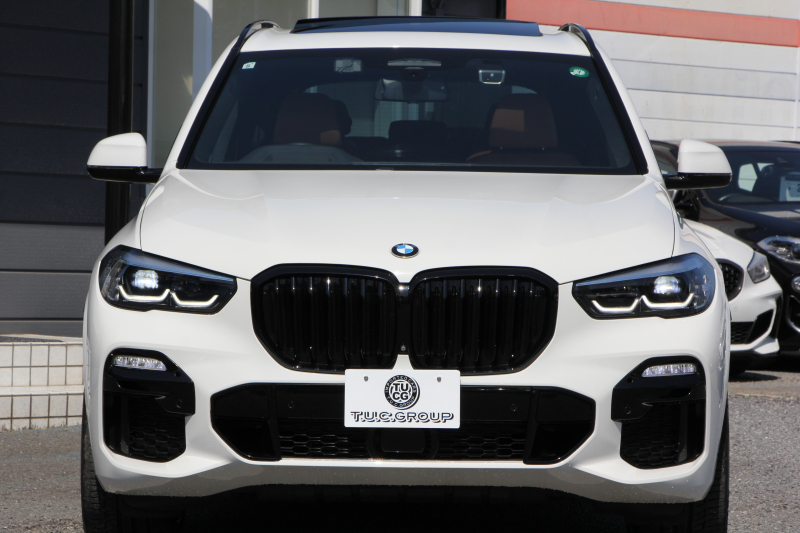 BMW X5 Xdrive35d Mｽﾎﾟｰﾂ ﾄﾞﾗｲﾋﾞﾝｸﾞﾀﾞｲﾅﾐｸｽP ｺﾝﾌｫｰﾄP 3列7人乗り 2列目電動ｼｰﾄ ｴｱｻｽ ﾊﾟﾉﾗﾏｻﾝR ｺﾆｬｯｸﾚｻﾞｰ ｺﾝﾌｫｰﾄｼｰﾄ ﾏｯｻｰｼﾞ&ﾍﾞﾝﾁﾚｰｼｮﾝ ｸﾗﾌﾃｯﾄﾞｸﾘｽﾀﾙﾌｨﾆｯｼｭ OP22AW LEDﾍｯﾄﾞﾗｲﾄ 360度ｶﾒﾗ 電動ﾄﾗﾝｸ 追ACC HUD2年保証