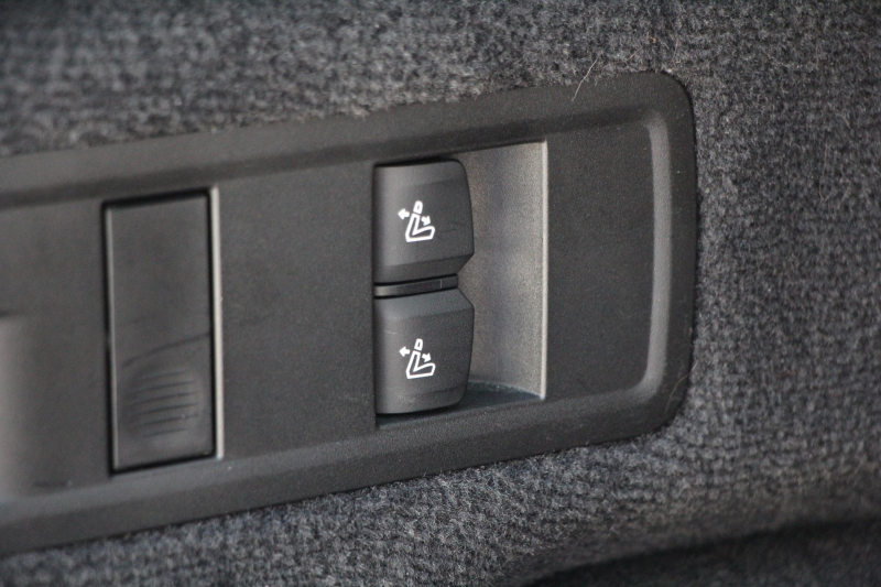 BMW X5 Xdrive35d Mｽﾎﾟｰﾂ ﾄﾞﾗｲﾋﾞﾝｸﾞﾀﾞｲﾅﾐｸｽP ｺﾝﾌｫｰﾄP 3列7人乗り 2列目電動ｼｰﾄ ｴｱｻｽ ﾊﾟﾉﾗﾏｻﾝR ｺﾆｬｯｸﾚｻﾞｰ ｺﾝﾌｫｰﾄｼｰﾄ ﾏｯｻｰｼﾞ&ﾍﾞﾝﾁﾚｰｼｮﾝ ｸﾗﾌﾃｯﾄﾞｸﾘｽﾀﾙﾌｨﾆｯｼｭ OP22AW LEDﾍｯﾄﾞﾗｲﾄ 360度ｶﾒﾗ 電動ﾄﾗﾝｸ 追ACC HUD2年保証