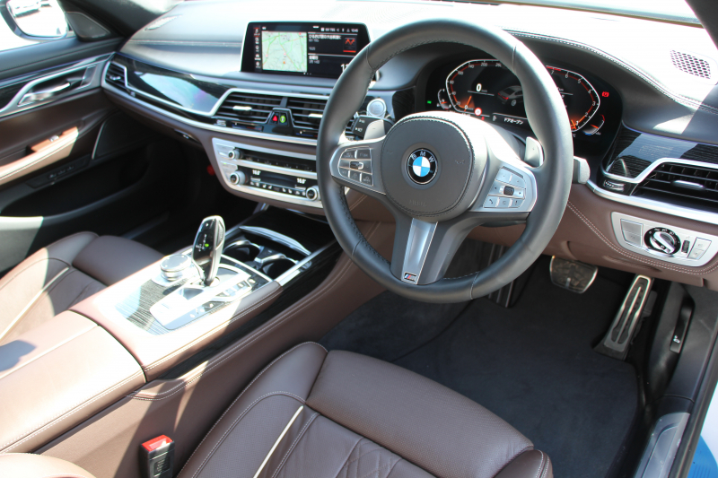 BMW 7シリーズ 740i Mｽﾎﾟｰﾂ ｲﾉﾍﾞｰｼｮﾝP 後期☆期間限定掲載 特選車☆ｻﾝﾙｰﾌ ﾚｰｻﾞｰﾗｲﾄ ﾓｶﾅｯﾊﾟﾚｻﾞｰ 全席ﾋｰﾀｰ&ﾍﾞﾝﾁﾚｰｼｮﾝ ｿﾌﾄｸﾛｰｽﾞﾄﾞｱ BMW ﾗｲﾌﾞｺｯｸﾋﾟｯﾄﾞApplecarplay 追従ACC ｽﾃｱﾘﾝｸﾞｻﾎﾟｰﾄ HUD ﾊｰﾏﾝｶｰﾄﾞﾝｻﾗｳﾝﾄﾞ真珠色 2年保証
