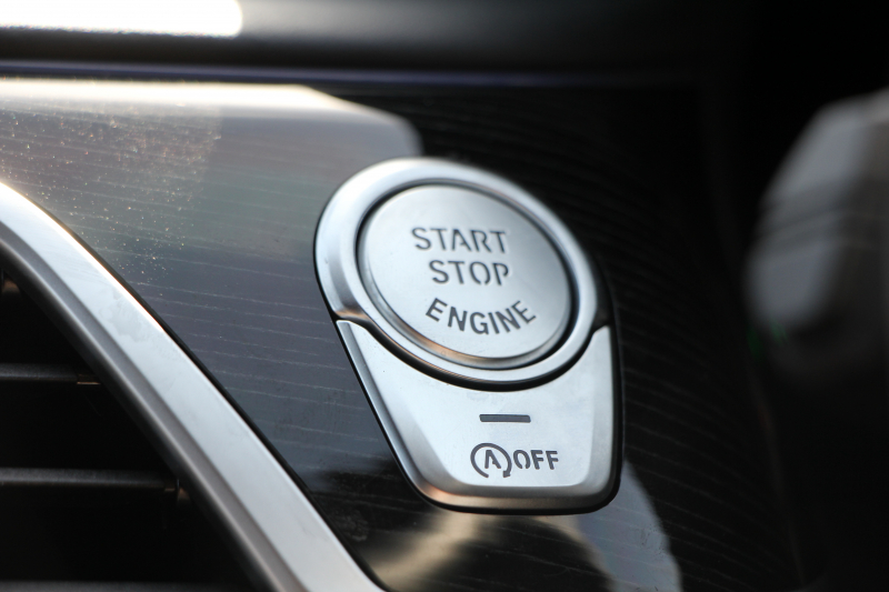 BMW 7シリーズ 740i Mｽﾎﾟｰﾂ ｲﾉﾍﾞｰｼｮﾝP 後期☆期間限定掲載 特選車☆ｻﾝﾙｰﾌ ﾚｰｻﾞｰﾗｲﾄ ﾓｶﾅｯﾊﾟﾚｻﾞｰ 全席ﾋｰﾀｰ&ﾍﾞﾝﾁﾚｰｼｮﾝ ｿﾌﾄｸﾛｰｽﾞﾄﾞｱ BMW ﾗｲﾌﾞｺｯｸﾋﾟｯﾄﾞApplecarplay 追従ACC ｽﾃｱﾘﾝｸﾞｻﾎﾟｰﾄ HUD ﾊｰﾏﾝｶｰﾄﾞﾝｻﾗｳﾝﾄﾞ真珠色 2年保証