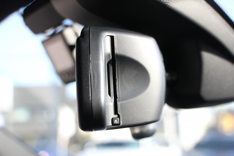 BMW 3シリーズ 320i ﾂｰﾘﾝｸﾞMｽﾎﾟｰﾂ 後期 8A新ｴﾝｼﾞﾝ ﾊﾟﾉﾗﾏｻﾝﾙｰﾌ LEDﾍｯﾄﾞﾗｲﾄ &ﾃｰﾙ 追従ACC ﾚｰﾝﾁｪﾝｼﾞ警告 衝突軽減ﾌﾞﾚｰｷ 車線逸脱警告 Bｶﾒﾗ ﾀｯﾁﾊﾟｯﾄﾞ対応iﾄﾞﾗｲﾌﾞHDDﾅﾋﾞBluetooth接続 電動ﾄﾗﾝｸ 2年保証