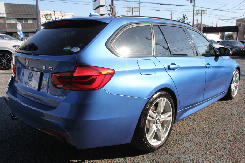 BMW 3シリーズ 320i ﾂｰﾘﾝｸﾞMｽﾎﾟｰﾂ 後期 8A新ｴﾝｼﾞﾝ ﾊﾟﾉﾗﾏｻﾝﾙｰﾌ LEDﾍｯﾄﾞﾗｲﾄ &ﾃｰﾙ 追従ACC ﾚｰﾝﾁｪﾝｼﾞ警告 衝突軽減ﾌﾞﾚｰｷ 車線逸脱警告 Bｶﾒﾗ ﾀｯﾁﾊﾟｯﾄﾞ対応iﾄﾞﾗｲﾌﾞHDDﾅﾋﾞBluetooth接続 電動ﾄﾗﾝｸ 2年保証