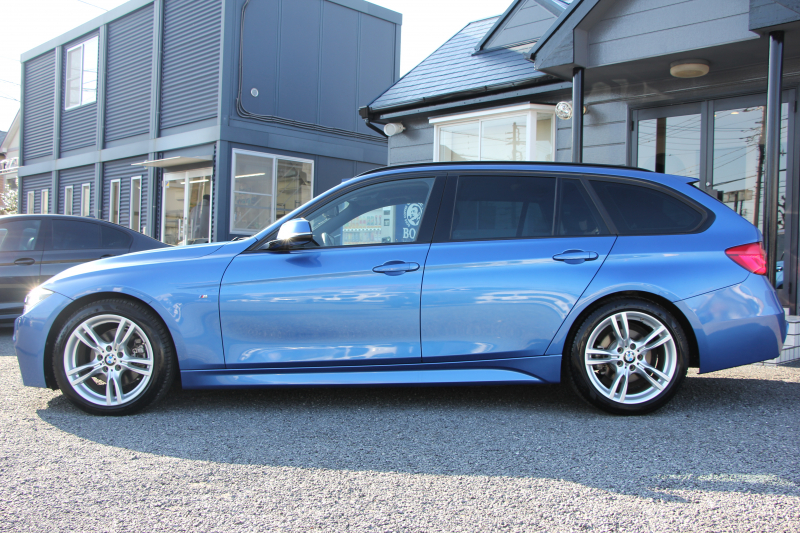 BMW 3シリーズ 320i ﾂｰﾘﾝｸﾞMｽﾎﾟｰﾂ 後期 8A新ｴﾝｼﾞﾝ ﾊﾟﾉﾗﾏｻﾝﾙｰﾌ LEDﾍｯﾄﾞﾗｲﾄ &ﾃｰﾙ 追従ACC ﾚｰﾝﾁｪﾝｼﾞ警告 衝突軽減ﾌﾞﾚｰｷ 車線逸脱警告 Bｶﾒﾗ ﾀｯﾁﾊﾟｯﾄﾞ対応iﾄﾞﾗｲﾌﾞHDDﾅﾋﾞBluetooth接続 電動ﾄﾗﾝｸ 2年保証