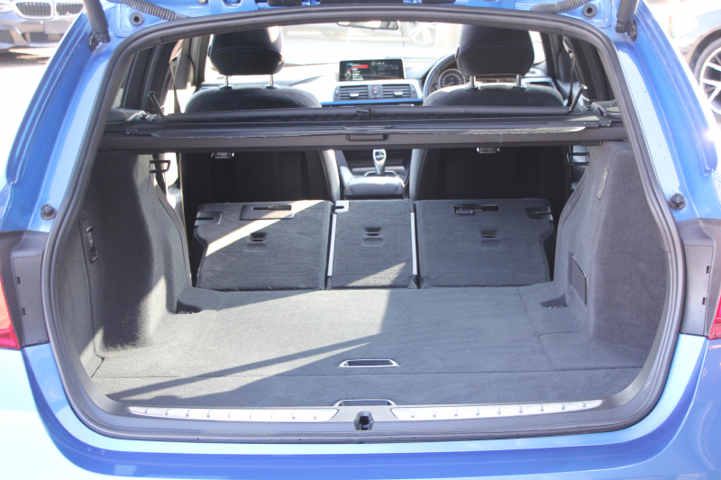 BMW 3シリーズ 320i ﾂｰﾘﾝｸﾞMｽﾎﾟｰﾂ 後期 8A新ｴﾝｼﾞﾝ ﾊﾟﾉﾗﾏｻﾝﾙｰﾌ LEDﾍｯﾄﾞﾗｲﾄ &ﾃｰﾙ 追従ACC ﾚｰﾝﾁｪﾝｼﾞ警告 衝突軽減ﾌﾞﾚｰｷ 車線逸脱警告 Bｶﾒﾗ ﾀｯﾁﾊﾟｯﾄﾞ対応iﾄﾞﾗｲﾌﾞHDDﾅﾋﾞBluetooth接続 電動ﾄﾗﾝｸ 2年保証