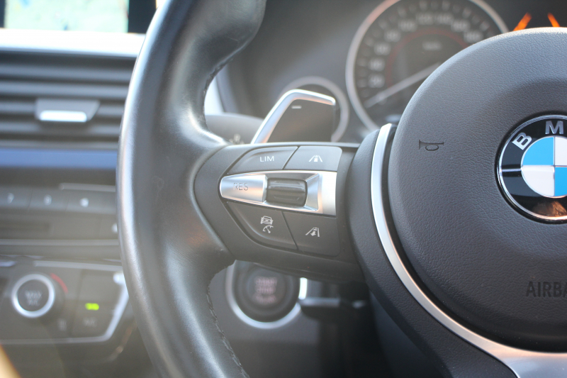 BMW 3シリーズ 320i ﾂｰﾘﾝｸﾞMｽﾎﾟｰﾂ 後期 8A新ｴﾝｼﾞﾝ ﾊﾟﾉﾗﾏｻﾝﾙｰﾌ LEDﾍｯﾄﾞﾗｲﾄ &ﾃｰﾙ 追従ACC ﾚｰﾝﾁｪﾝｼﾞ警告 衝突軽減ﾌﾞﾚｰｷ 車線逸脱警告 Bｶﾒﾗ ﾀｯﾁﾊﾟｯﾄﾞ対応iﾄﾞﾗｲﾌﾞHDDﾅﾋﾞBluetooth接続 電動ﾄﾗﾝｸ 2年保証