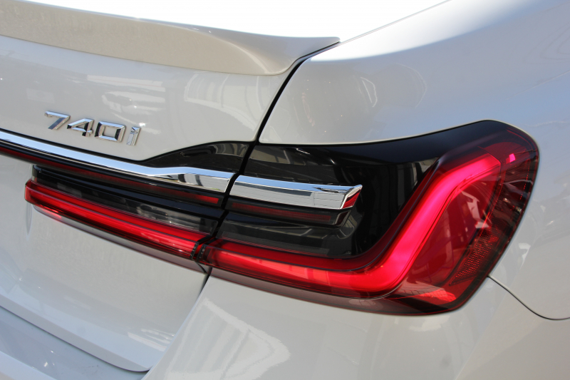 BMW 7シリーズ 740i Mｽﾎﾟｰﾂ ｲﾉﾍﾞｰｼｮﾝP 後期☆期間限定掲載 特選車☆3Ddesignｴｱﾛ ｻﾝﾙｰﾌ 全ﾋｰﾀｰ黒革 ﾍﾞﾝﾁﾚｰｼｮﾝ ｺﾝﾌｫｰﾄｼｰﾄ ﾚｰｻﾞｰﾗｲﾄ ﾃﾞｨｽﾌﾟﾚｲｷｰ ﾘﾓｰﾄP ﾊｰﾏﾝｶｰﾄﾞﾝ 全ﾄﾞｱｿﾌﾄｸﾛｰｽﾞﾗｲﾌﾞｺｯｸﾋﾟｯﾄ ｶｰﾌﾟﾚｲ 360度ｶﾒﾗ 追ACC HUD 2年保証