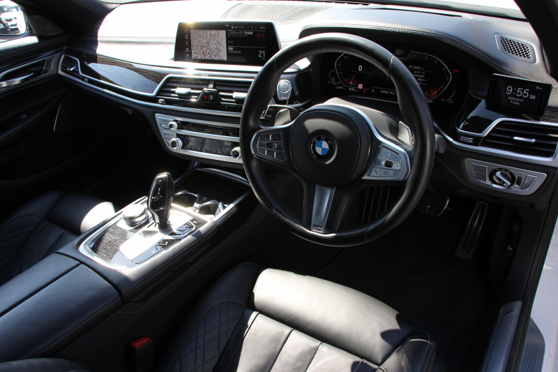 BMW 7シリーズ 740i Mｽﾎﾟｰﾂ ｲﾉﾍﾞｰｼｮﾝP 後期☆期間限定掲載 特選車☆3Ddesignｴｱﾛ ｻﾝﾙｰﾌ 全ﾋｰﾀｰ黒革 ﾍﾞﾝﾁﾚｰｼｮﾝ ｺﾝﾌｫｰﾄｼｰﾄ ﾚｰｻﾞｰﾗｲﾄ ﾃﾞｨｽﾌﾟﾚｲｷｰ ﾘﾓｰﾄP ﾊｰﾏﾝｶｰﾄﾞﾝ 全ﾄﾞｱｿﾌﾄｸﾛｰｽﾞﾗｲﾌﾞｺｯｸﾋﾟｯﾄ ｶｰﾌﾟﾚｲ 360度ｶﾒﾗ 追ACC HUD 2年保証
