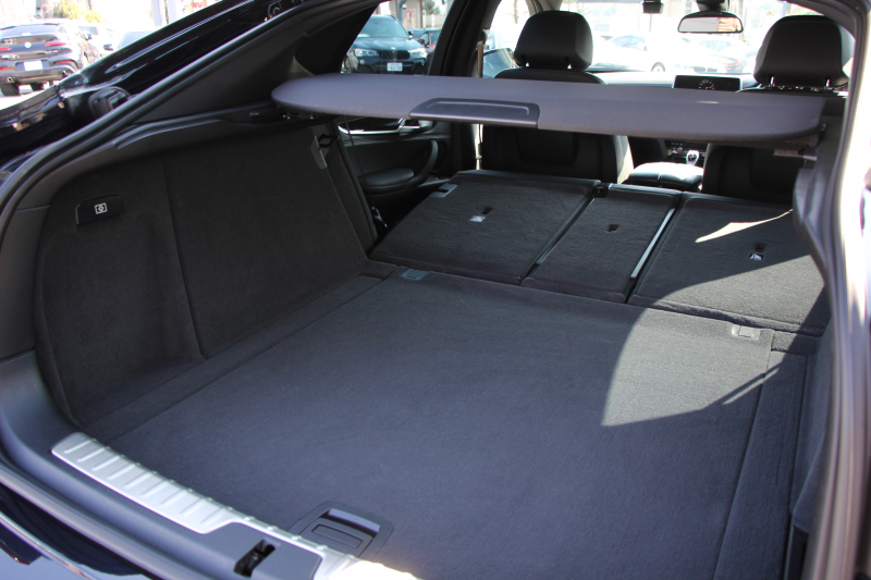 BMW X6 Xdrive35i Mｽﾎﾟｰﾂ ｾﾚｸﾄP 変更後ﾓﾃﾞﾙ ｻﾝﾙｰﾌ 全席ﾋｰﾀｰ黒革 LEDﾍｯﾄﾞﾗｲﾄ ｱﾀﾞﾌﾟﾃｨﾌﾞMｻｽ Mﾊﾟﾌｫｰﾏﾝｽ21AW 全ﾄﾞｱｿﾌﾄｸﾛｰｽﾞ変更後ﾀｯﾁ画面HDDﾅﾋﾞTV 360度ｶﾒﾗ 電動ﾄﾗﾝｸ 追従ACC HUD 衝突軽減ﾌﾞﾚｰｷ 2年保証