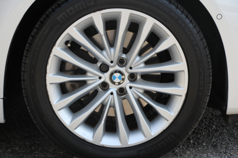 BMW 5シリーズ 523d ﾗｸﾞｼﾞｭｱﾘｰ ﾃﾞﾋﾞｭｰP 真珠色 全席ﾋｰﾀｰ黒革 HUD ｿﾌﾄｸﾛｰｽﾞﾄﾞｱ ｼﾞｪｽﾁｬｰC 追従ACC ｽﾃｱﾘﾝｸﾞｻﾎﾟｰﾄ LEDﾍｯﾄﾞﾗｲﾄ ｵｰﾄﾊｲﾋﾞｰﾑ ﾀｯﾁ画面HDDﾅﾋﾞTV 360度ｶﾒﾗ 電動ﾄﾗﾝｸ ｽﾏｰﾄｷｰ ｱﾝﾋﾞｴﾝﾄﾗｲﾄ ｸﾛｰﾑﾗｲﾝｴｸｽﾃﾘｱ 2年保証