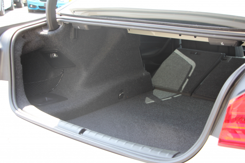 BMW 5シリーズ 523d ﾗｸﾞｼﾞｭｱﾘｰ ﾃﾞﾋﾞｭｰP 真珠色 全席ﾋｰﾀｰ黒革 HUD ｿﾌﾄｸﾛｰｽﾞﾄﾞｱ ｼﾞｪｽﾁｬｰC 追従ACC ｽﾃｱﾘﾝｸﾞｻﾎﾟｰﾄ LEDﾍｯﾄﾞﾗｲﾄ ｵｰﾄﾊｲﾋﾞｰﾑ ﾀｯﾁ画面HDDﾅﾋﾞTV 360度ｶﾒﾗ 電動ﾄﾗﾝｸ ｽﾏｰﾄｷｰ ｱﾝﾋﾞｴﾝﾄﾗｲﾄ ｸﾛｰﾑﾗｲﾝｴｸｽﾃﾘｱ 2年保証