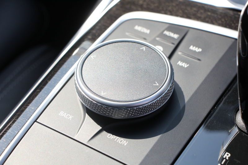 BMW 3シリーズ 320d Xdrive ﾂｰﾘﾝｸﾞMｽﾎﾟｰﾂ ﾊｲﾗｲﾝ&ｺﾝﾌｫｰﾄP 4WD ﾊﾟﾉﾗﾏｻﾝﾙｰﾌ ﾋｰﾀｰ黒革 ﾗﾝﾊﾞｰｻﾎﾟｰﾄ LEDﾍｯﾄﾞﾗｲﾄ ｵｰﾄﾊｲﾋﾞｰﾑ LCI用Mﾊﾟﾌｫｰﾏﾝｽ19AW  Applecarplay BMWﾗｲﾌﾞｺｯｸﾋﾟｯﾄﾞ電動ﾄﾗﾝｸ 追従ACC ｽﾃｱﾘﾝｸﾞｻﾎﾟｰﾄ 2年保証