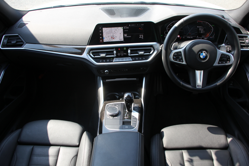 BMW 3シリーズ 320d Xdrive ﾂｰﾘﾝｸﾞMｽﾎﾟｰﾂ ﾊｲﾗｲﾝ&ｺﾝﾌｫｰﾄP 4WD ﾊﾟﾉﾗﾏｻﾝﾙｰﾌ ﾋｰﾀｰ黒革 ﾗﾝﾊﾞｰｻﾎﾟｰﾄ LEDﾍｯﾄﾞﾗｲﾄ ｵｰﾄﾊｲﾋﾞｰﾑ LCI用Mﾊﾟﾌｫｰﾏﾝｽ19AW  Applecarplay BMWﾗｲﾌﾞｺｯｸﾋﾟｯﾄﾞ電動ﾄﾗﾝｸ 追従ACC ｽﾃｱﾘﾝｸﾞｻﾎﾟｰﾄ 2年保証