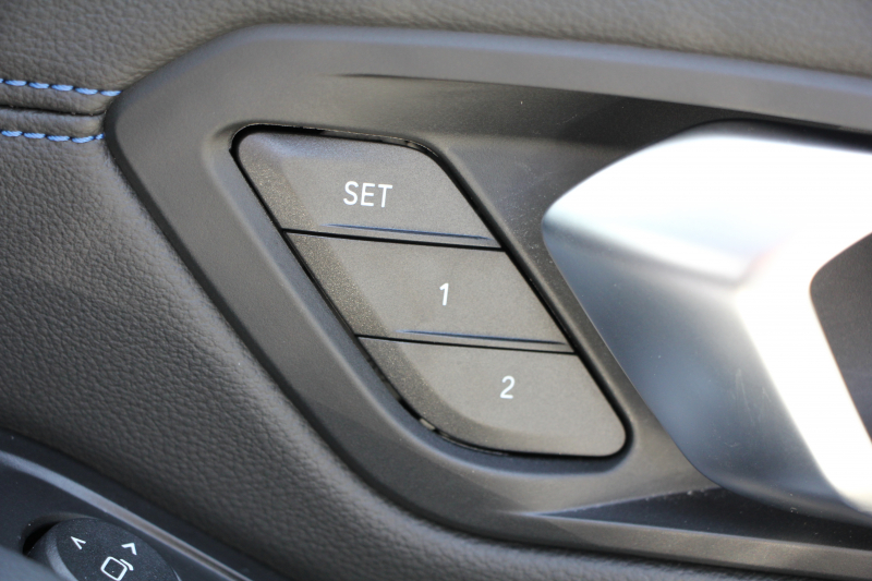 BMW 3シリーズ M340i Xdrive ｲﾉﾍﾞｰｼｮﾝP 4WD 387馬力 直6ﾀｰﾎﾞﾋｰﾀｰ黒革 ﾚｰｻﾞｰLEDﾗｲﾄ BBSRE-V7 19AW MSSｽﾌﾟﾘﾝｸﾞKIT  Mﾊﾟﾌｫｰﾏﾝｽﾌﾛﾝﾄｽﾎﾟｲﾗｰ ｱﾀﾞﾌﾟﾃｨﾌﾞMｻｽ HUD ｼﾞｪｽﾁｬｰｺﾝﾄﾛｰﾙ 360度ｶﾒﾗ 追従ACC ｽﾃｱﾘﾝｸﾞｻﾎﾟｰﾄ ﾊｰﾏﾝｶｰﾄﾞﾝｻﾗｳﾝﾄﾞ2年保証