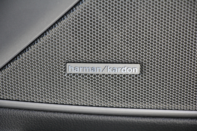 BMW 3シリーズ M340i Xdrive ｲﾉﾍﾞｰｼｮﾝP 4WD 387馬力 直6ﾀｰﾎﾞﾋｰﾀｰ黒革 ﾚｰｻﾞｰLEDﾗｲﾄ BBSRE-V7 19AW MSSｽﾌﾟﾘﾝｸﾞKIT  Mﾊﾟﾌｫｰﾏﾝｽﾌﾛﾝﾄｽﾎﾟｲﾗｰ ｱﾀﾞﾌﾟﾃｨﾌﾞMｻｽ HUD ｼﾞｪｽﾁｬｰｺﾝﾄﾛｰﾙ 360度ｶﾒﾗ 追従ACC ｽﾃｱﾘﾝｸﾞｻﾎﾟｰﾄ ﾊｰﾏﾝｶｰﾄﾞﾝｻﾗｳﾝﾄﾞ2年保証