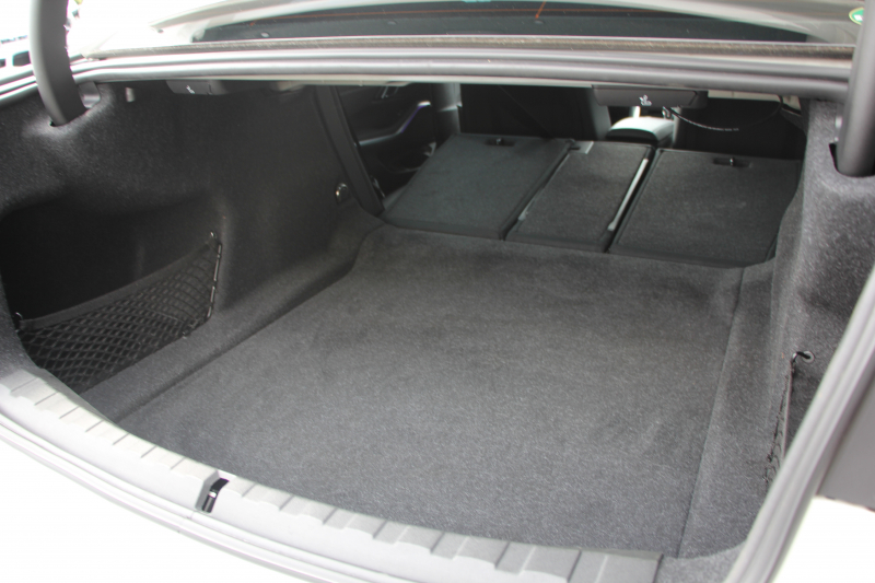 BMW 3シリーズ 320d Xdrive Mｽﾎﾟｰﾂ ﾊｲﾗｲﾝ ｺﾝﾌｫｰﾄP 4WD ﾋｰﾀｰ黒革 LEDﾍｯﾄﾞﾗｲﾄ ｵｰﾄﾊｲﾋﾞｰﾑ 追従ACC ｽﾃｱﾘﾝｸﾞｻﾎﾟｰﾄ ﾌﾙｾｸﾞTV Applecarplay対応 360度ｶﾒﾗ Pｱｼｽﾄ ﾀｯﾁ画面HDDﾅﾋﾞ電動ﾄﾗﾝｸ 3Ddesignｻｽ&ﾄﾗﾝｸｽﾎﾟｲﾗｰ ﾗﾝﾊﾞｰｻﾎﾟｰﾄ 2年保証