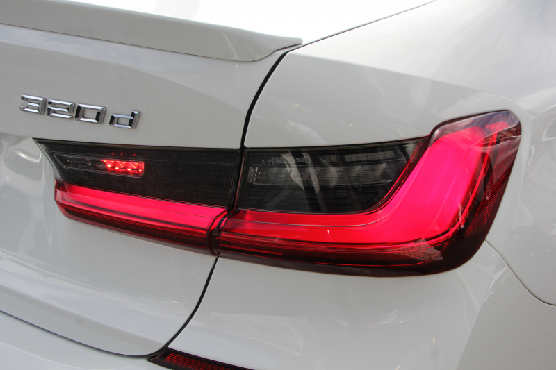 BMW 3シリーズ 320d Xdrive Mｽﾎﾟｰﾂ ﾊｲﾗｲﾝ ｺﾝﾌｫｰﾄP 4WD ﾋｰﾀｰ黒革 LEDﾍｯﾄﾞﾗｲﾄ ｵｰﾄﾊｲﾋﾞｰﾑ 追従ACC ｽﾃｱﾘﾝｸﾞｻﾎﾟｰﾄ ﾌﾙｾｸﾞTV Applecarplay対応 360度ｶﾒﾗ Pｱｼｽﾄ ﾀｯﾁ画面HDDﾅﾋﾞ電動ﾄﾗﾝｸ 3Ddesignｻｽ&ﾄﾗﾝｸｽﾎﾟｲﾗｰ ﾗﾝﾊﾞｰｻﾎﾟｰﾄ 2年保証