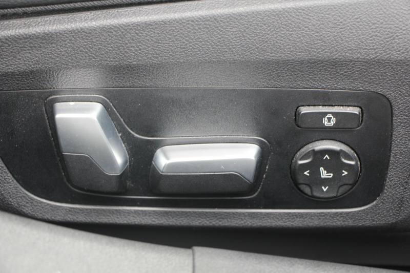 BMW 3シリーズ 320d Xdrive Mｽﾎﾟｰﾂ ﾊｲﾗｲﾝ ｺﾝﾌｫｰﾄP 4WD ﾋｰﾀｰ黒革 LEDﾍｯﾄﾞﾗｲﾄ ｵｰﾄﾊｲﾋﾞｰﾑ 追従ACC ｽﾃｱﾘﾝｸﾞｻﾎﾟｰﾄ ﾌﾙｾｸﾞTV Applecarplay対応 360度ｶﾒﾗ Pｱｼｽﾄ ﾀｯﾁ画面HDDﾅﾋﾞ電動ﾄﾗﾝｸ 3Ddesignｻｽ&ﾄﾗﾝｸｽﾎﾟｲﾗｰ ﾗﾝﾊﾞｰｻﾎﾟｰﾄ 2年保証