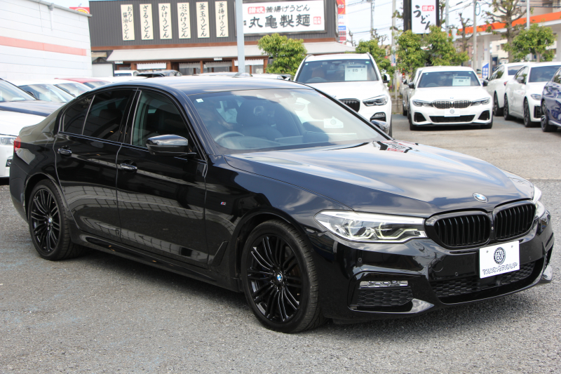BMW 5シリーズ 530i ｴﾃﾞｨｼｮﾝﾐｯｼｮﾝｲﾝﾎﾟｯｼﾌﾞﾙ 特別仕様車 高出力 ﾅｲﾄﾌﾞﾙｰﾚｻﾞｰ ｱﾀﾞﾌﾟﾃｨﾌﾞｻｽ HUD ﾊｰﾏﾝｶｰﾄﾞﾝ 追従ACC ｽﾃｱﾘﾝｸﾞｻﾎﾟｰﾄ ﾀｯﾁ画面HDDﾅﾋﾞTV LEDﾍｯﾄﾞﾗｲﾄ ｵｰﾄﾊｲﾋﾞｰﾑ 電動ﾄﾗﾝｸ 360度ｶﾒﾗ 全席ﾋｰﾀｰ ﾌﾞﾗｯｸ19AW 2年保証