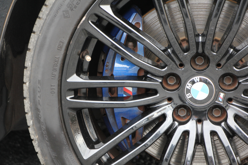 BMW 5シリーズ 530i ｴﾃﾞｨｼｮﾝﾐｯｼｮﾝｲﾝﾎﾟｯｼﾌﾞﾙ 特別仕様車 高出力 ﾅｲﾄﾌﾞﾙｰﾚｻﾞｰ ｱﾀﾞﾌﾟﾃｨﾌﾞｻｽ HUD ﾊｰﾏﾝｶｰﾄﾞﾝ 追従ACC ｽﾃｱﾘﾝｸﾞｻﾎﾟｰﾄ ﾀｯﾁ画面HDDﾅﾋﾞTV LEDﾍｯﾄﾞﾗｲﾄ ｵｰﾄﾊｲﾋﾞｰﾑ 電動ﾄﾗﾝｸ 360度ｶﾒﾗ 全席ﾋｰﾀｰ ﾌﾞﾗｯｸ19AW 2年保証