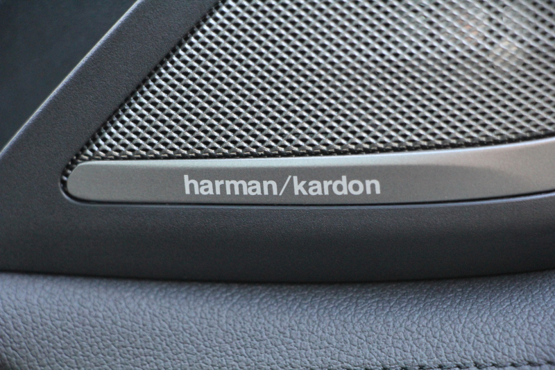 BMW 5シリーズ 530i ﾂｰﾘﾝｸﾞｴﾃﾞｨｼｮﾝﾐｯｼｮﾝｲﾝﾎﾟｯｼﾌﾞﾙ 特別仕様車 高出力 ﾅｲﾄﾌﾞﾙｰﾚｻﾞｰ ｱﾀﾞﾌﾟﾃｨﾌﾞｻｽ HUD ﾊｰﾏﾝｶｰﾄﾞﾝ ACC ｽﾃｱﾘﾝｸﾞｻﾎﾟｰﾄ ﾀｯﾁ画面HDDﾅﾋﾞTV LEDﾍｯﾄﾞﾗｲﾄ ｵｰﾄﾊｲﾋﾞｰﾑ 電動ﾄﾗﾝｸ 360度ｶﾒﾗ 全席ﾋｰﾀｰ ﾌﾞﾗｯｸ19AW 2年保証