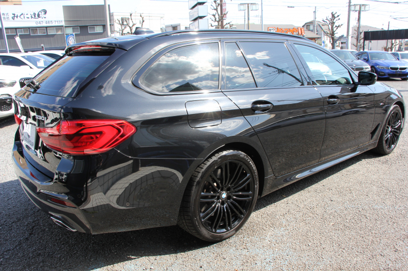 BMW 5シリーズ 530i ﾂｰﾘﾝｸﾞｴﾃﾞｨｼｮﾝﾐｯｼｮﾝｲﾝﾎﾟｯｼﾌﾞﾙ 特別仕様車 高出力 ﾅｲﾄﾌﾞﾙｰﾚｻﾞｰ ｱﾀﾞﾌﾟﾃｨﾌﾞｻｽ HUD ﾊｰﾏﾝｶｰﾄﾞﾝ ACC ｽﾃｱﾘﾝｸﾞｻﾎﾟｰﾄ ﾀｯﾁ画面HDDﾅﾋﾞTV LEDﾍｯﾄﾞﾗｲﾄ ｵｰﾄﾊｲﾋﾞｰﾑ 電動ﾄﾗﾝｸ 360度ｶﾒﾗ 全席ﾋｰﾀｰ ﾌﾞﾗｯｸ19AW 2年保証