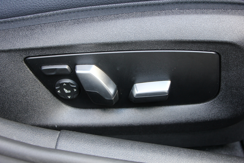 BMW 5シリーズ 530i ﾂｰﾘﾝｸﾞｴﾃﾞｨｼｮﾝﾐｯｼｮﾝｲﾝﾎﾟｯｼﾌﾞﾙ 特別仕様車 高出力 ﾅｲﾄﾌﾞﾙｰﾚｻﾞｰ ｱﾀﾞﾌﾟﾃｨﾌﾞｻｽ HUD ﾊｰﾏﾝｶｰﾄﾞﾝ ACC ｽﾃｱﾘﾝｸﾞｻﾎﾟｰﾄ ﾀｯﾁ画面HDDﾅﾋﾞTV LEDﾍｯﾄﾞﾗｲﾄ ｵｰﾄﾊｲﾋﾞｰﾑ 電動ﾄﾗﾝｸ 360度ｶﾒﾗ 全席ﾋｰﾀｰ ﾌﾞﾗｯｸ19AW 2年保証