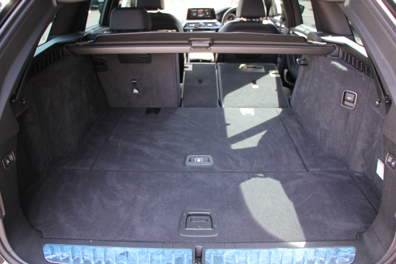 BMW 5シリーズ 530i ﾂｰﾘﾝｸﾞｴﾃﾞｨｼｮﾝﾐｯｼｮﾝｲﾝﾎﾟｯｼﾌﾞﾙ 特別仕様車 高出力 ﾅｲﾄﾌﾞﾙｰﾚｻﾞｰ ｱﾀﾞﾌﾟﾃｨﾌﾞｻｽ HUD ﾊｰﾏﾝｶｰﾄﾞﾝ ACC ｽﾃｱﾘﾝｸﾞｻﾎﾟｰﾄ ﾀｯﾁ画面HDDﾅﾋﾞTV LEDﾍｯﾄﾞﾗｲﾄ ｵｰﾄﾊｲﾋﾞｰﾑ 電動ﾄﾗﾝｸ 360度ｶﾒﾗ 全席ﾋｰﾀｰ ﾌﾞﾗｯｸ19AW 2年保証