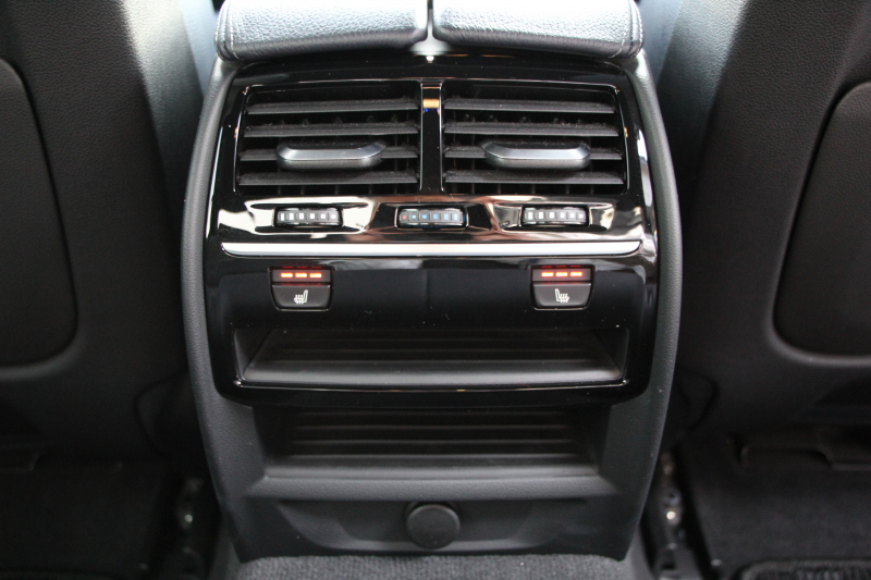 BMW 5シリーズ 530i ｴﾃﾞｨｼｮﾝﾐｯｼｮﾝｲﾝﾎﾟｯｼﾌﾞﾙ 特別仕様車 高出力 ﾅｲﾄﾌﾞﾙｰﾚｻﾞｰ ｱﾀﾞﾌﾟﾃｨﾌﾞｻｽ HUD ﾊｰﾏﾝｶｰﾄﾞﾝ 追従ACC ｽﾃｱﾘﾝｸﾞｻﾎﾟｰﾄ ﾀｯﾁ画面HDDﾅﾋﾞTV LEDﾍｯﾄﾞﾗｲﾄ ｵｰﾄﾊｲﾋﾞｰﾑ 電動ﾄﾗﾝｸ 360度ｶﾒﾗ 全席ﾋｰﾀｰ ﾌﾞﾗｯｸ19AW 2年保証