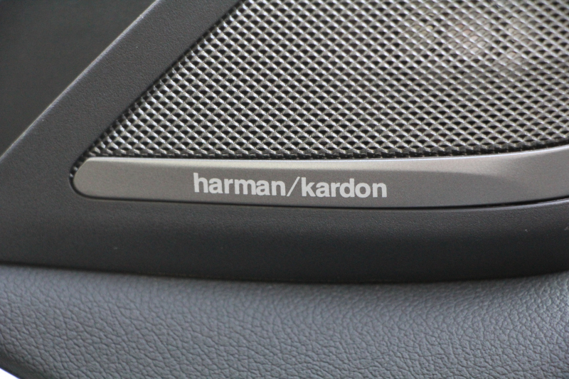 BMW 5シリーズ 530i ｴﾃﾞｨｼｮﾝﾐｯｼｮﾝｲﾝﾎﾟｯｼﾌﾞﾙ 特別仕様車 高出力 ﾅｲﾄﾌﾞﾙｰﾚｻﾞｰ ｱﾀﾞﾌﾟﾃｨﾌﾞｻｽ HUD ﾊｰﾏﾝｶｰﾄﾞﾝ 追従ACC ｽﾃｱﾘﾝｸﾞｻﾎﾟｰﾄ ﾀｯﾁ画面HDDﾅﾋﾞTV LEDﾍｯﾄﾞﾗｲﾄ ｵｰﾄﾊｲﾋﾞｰﾑ 電動ﾄﾗﾝｸ 360度ｶﾒﾗ 全席ﾋｰﾀｰ ﾌﾞﾗｯｸ19AW 2年保証